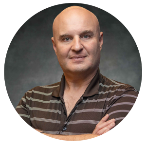 andrew crespi headshot